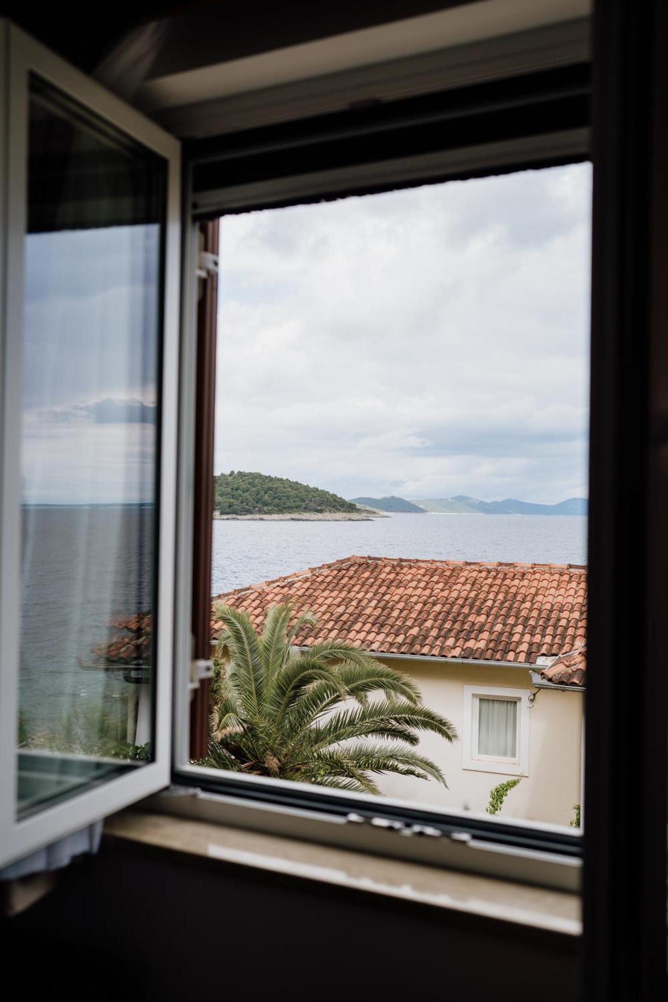 Apartmaji Punta Lägenhet Veli Lošinj Exteriör bild