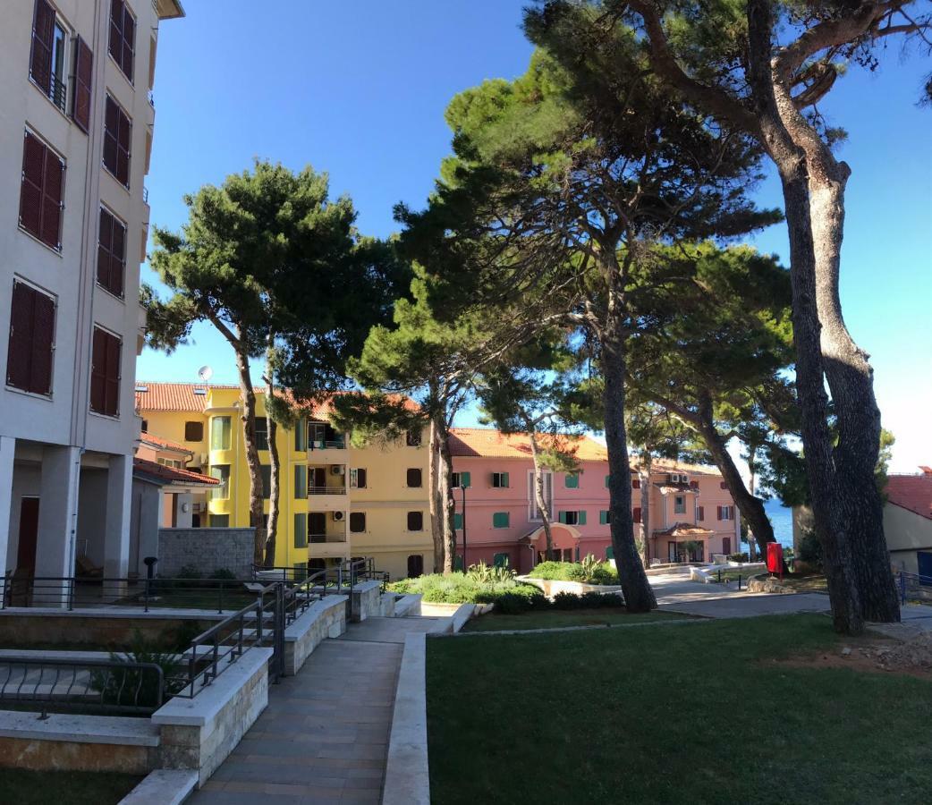 Apartmaji Punta Lägenhet Veli Lošinj Exteriör bild